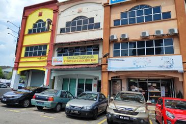 Pusat Perdagangan Seri Kembangan