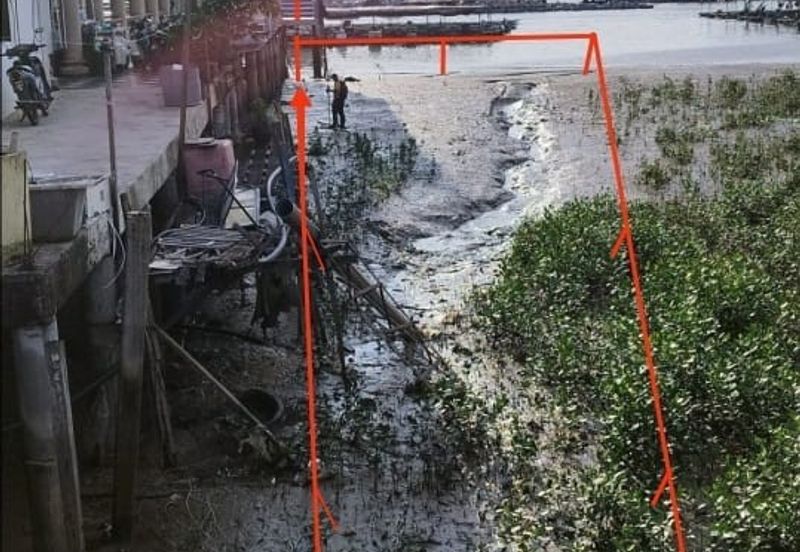 Pontian Kukup big residential land at tourism hot location for sale