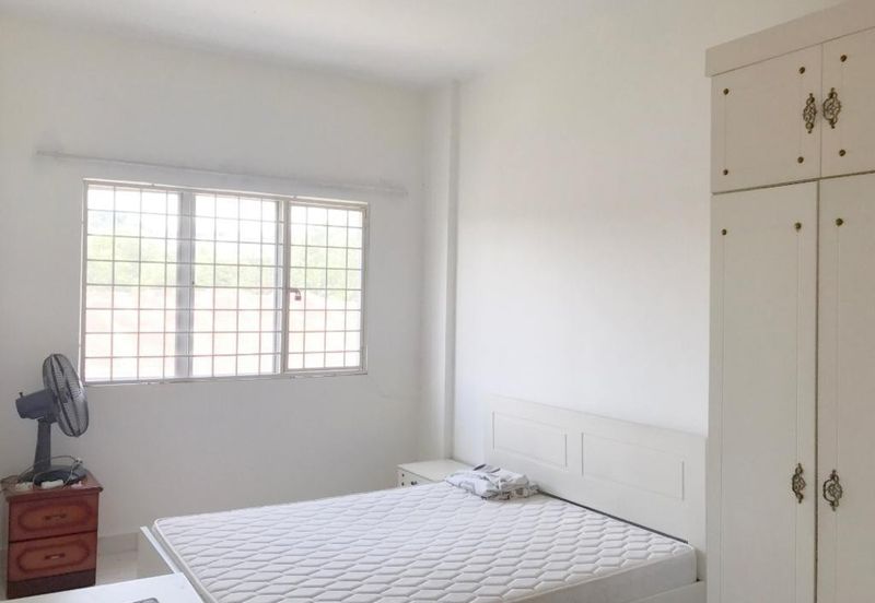 Vista Hatamas Apartment