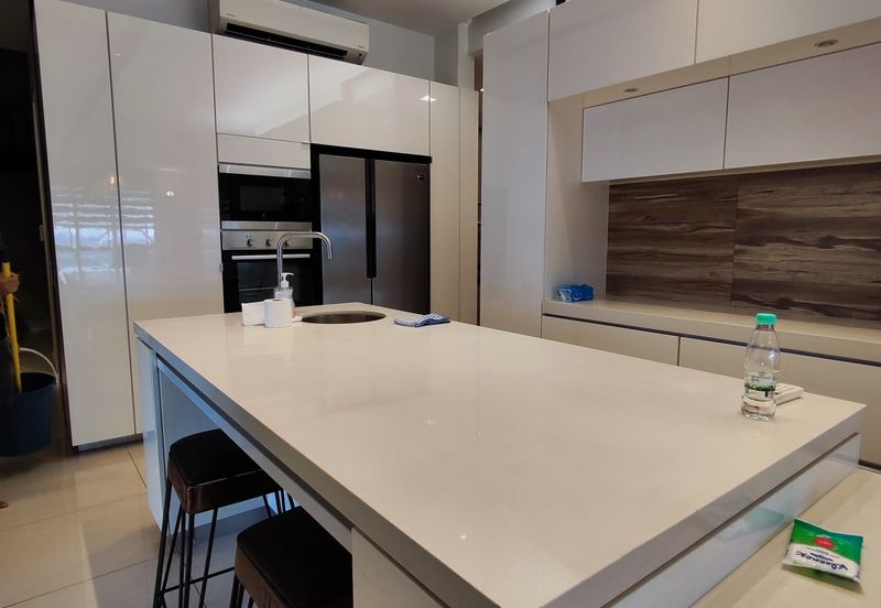 TRiGON Luxury Residences