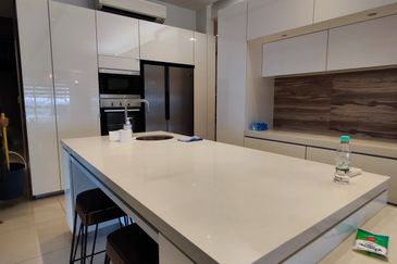 TRiGON Luxury Residences