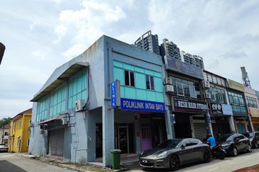 Taman Puchong Intan