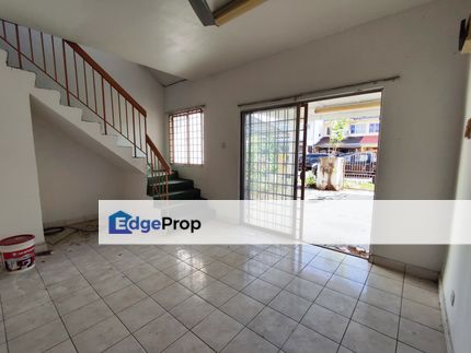 2 Storey house at Taman Puchong Utama for Sale:, Selangor, Puchong