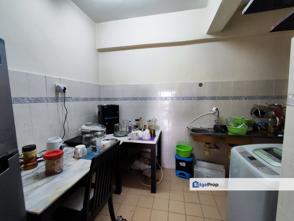  Apartment at Anggerik Villa 2 Bandar Teknologi Kajang for sale:, Selangor, Semenyih