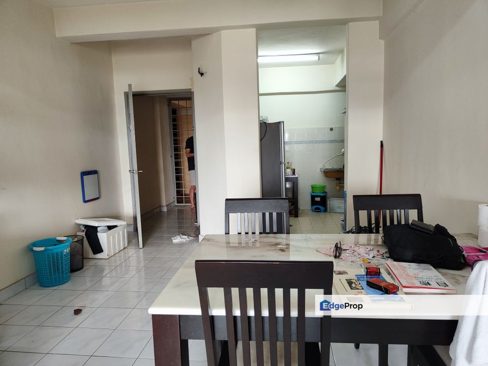  Apartment at Anggerik Villa 2 Bandar Teknologi Kajang for sale:, Selangor, Semenyih
