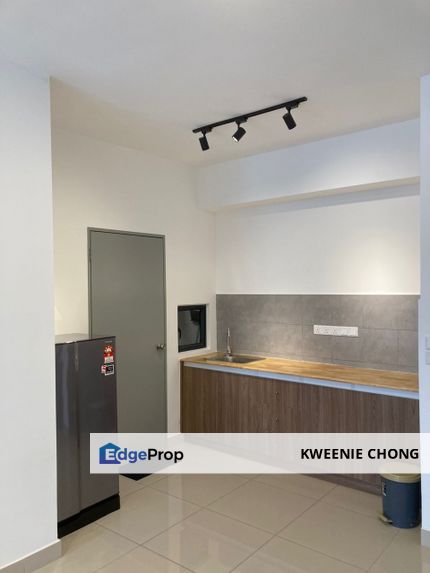 M Vertica @ Cheras with Partly Furnished For Sale, Kuala Lumpur, Cheras