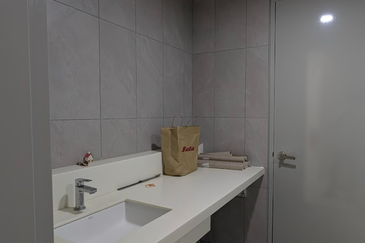 Emerald 9 Condominium