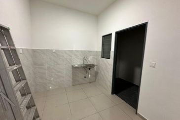 The Hipster @ Taman Desa