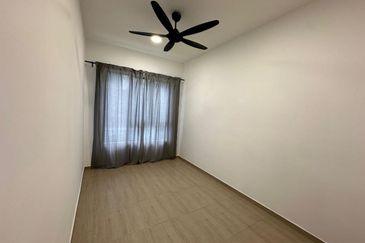 The Hipster @ Taman Desa