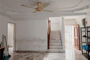 Awana Puri Condominiums