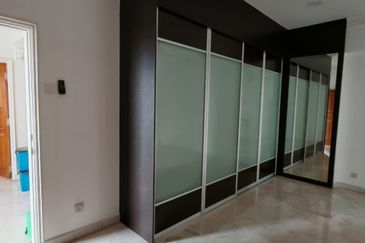 Awana Puri Condominiums