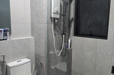 Emerald 9 Condominium