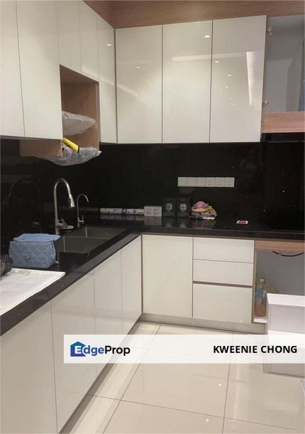 M Vertica @ Cheras with Partly Furnished Unit For Sale, Kuala Lumpur, Cheras
