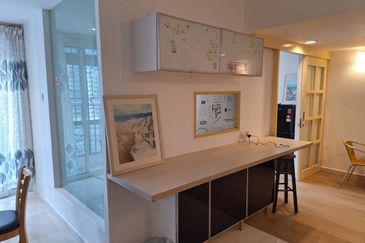 Fahrenheit 88 Condominium