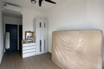 The Hipster @ Taman Desa