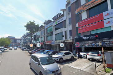 Mahkota Residence 3 @ Bandar Mahkota Cheras Shop Lot For Sale