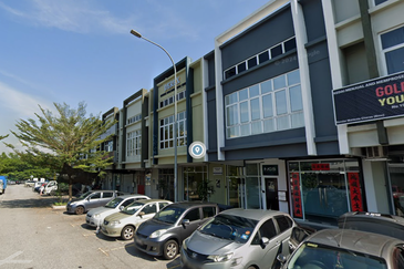 Mahkota Residence 3 @ Bandar Mahkota Cheras Shop Lot For Sale