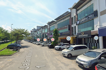 Mahkota Residence 3 @ Bandar Mahkota Cheras Shop Lot For Sale