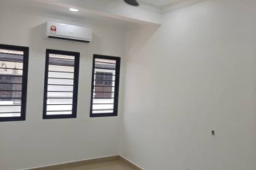 Bandar Tun Hussein Onn