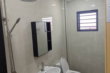 Bandar Tun Hussein Onn