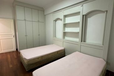 Corinthian Condominium