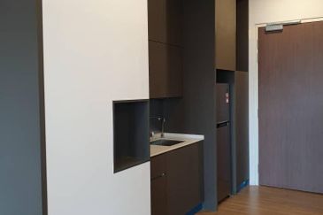 EXSIM | Ceylonz Suites