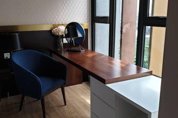 EXSIM | Ceylonz Suites