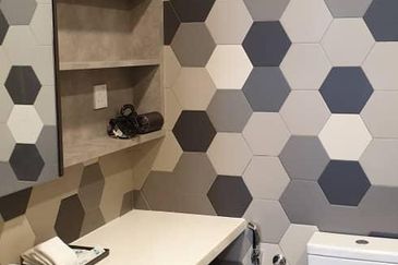 EXSIM | Ceylonz Suites