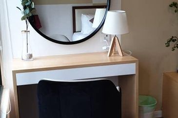 EXSIM | Ceylonz Suites