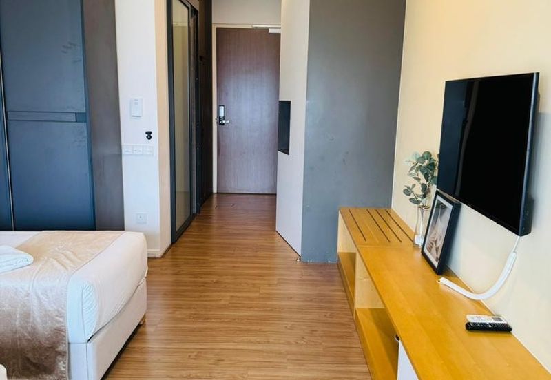 EXSIM | Ceylonz Suites