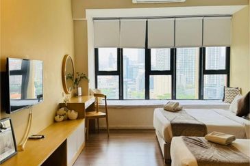 EXSIM | Ceylonz Suites