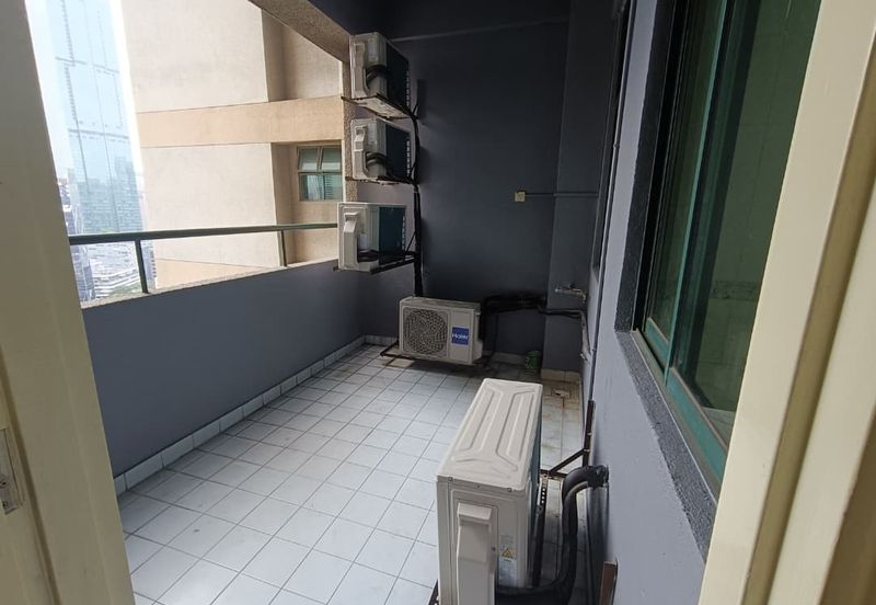 Menara Avenue (Menara Promenade)