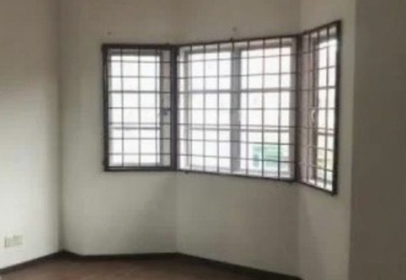 Bandar Tun Hussein Onn