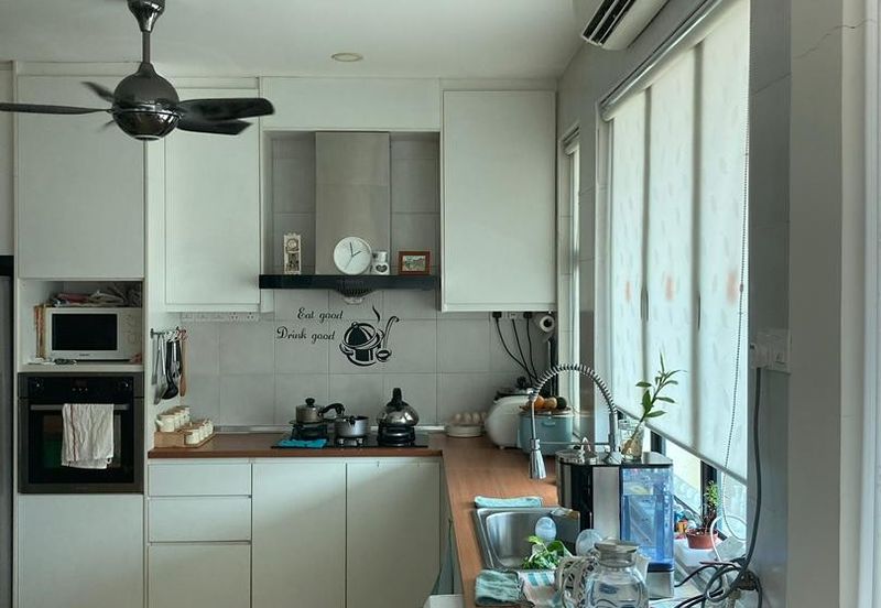 Avenue 2 @ Bandar Tun Hussein Onn Townhouse For Sale