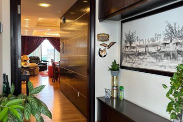 Papillon Desahill Condominium