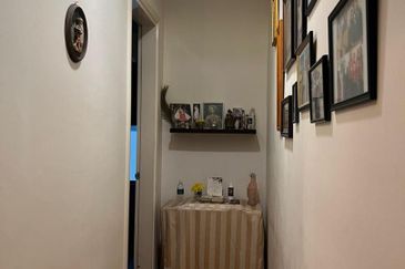 Papillon Desahill Condominium