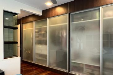 Papillon Desahill Condominium