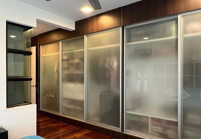 Papillon Desahill Condominium