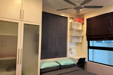 Papillon Desahill Condominium