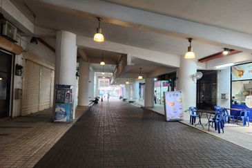 Plaza Prima Setapak Ground floor shop Below market. Walking distance Banks & Malls