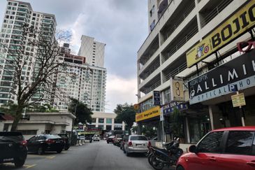 Plaza Prima Setapak Ground floor shop Below market. Walking distance Banks & Malls