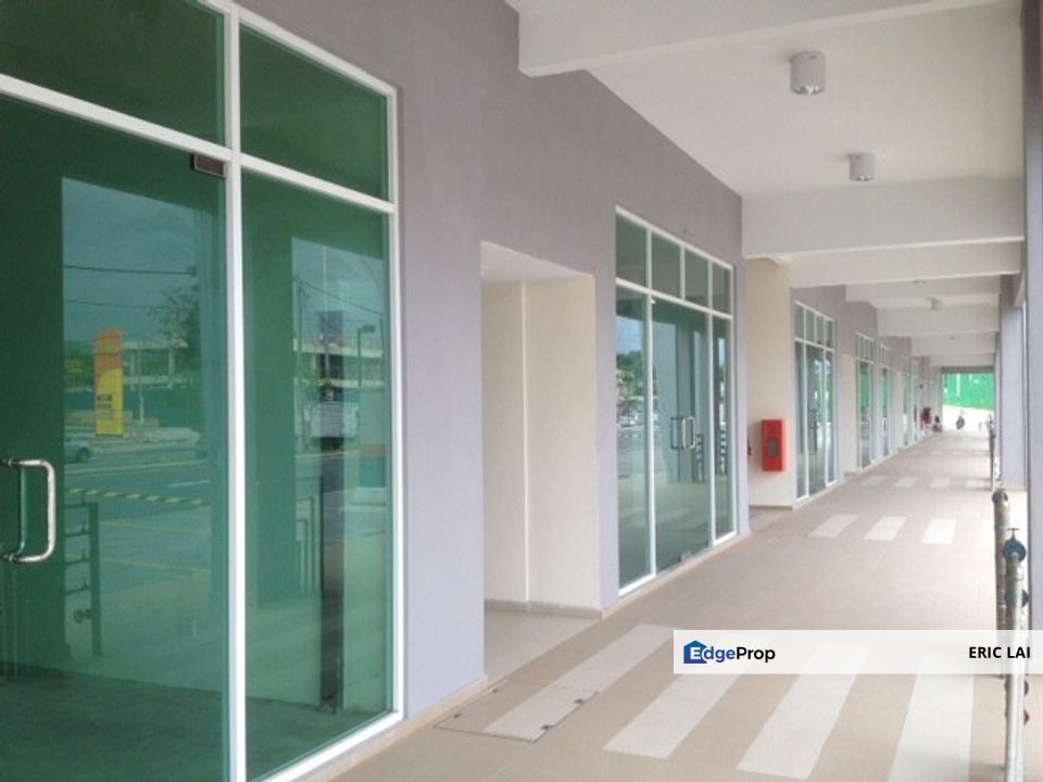 Setapak 2sty Shop with lift. Facing jln genting kelang. Fully Tenanted. Good for Investment, Kuala Lumpur, Setapak