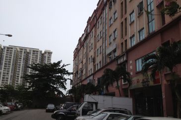 Ground floor shop for rent. Diamond Square. Setapak. Jln gombak