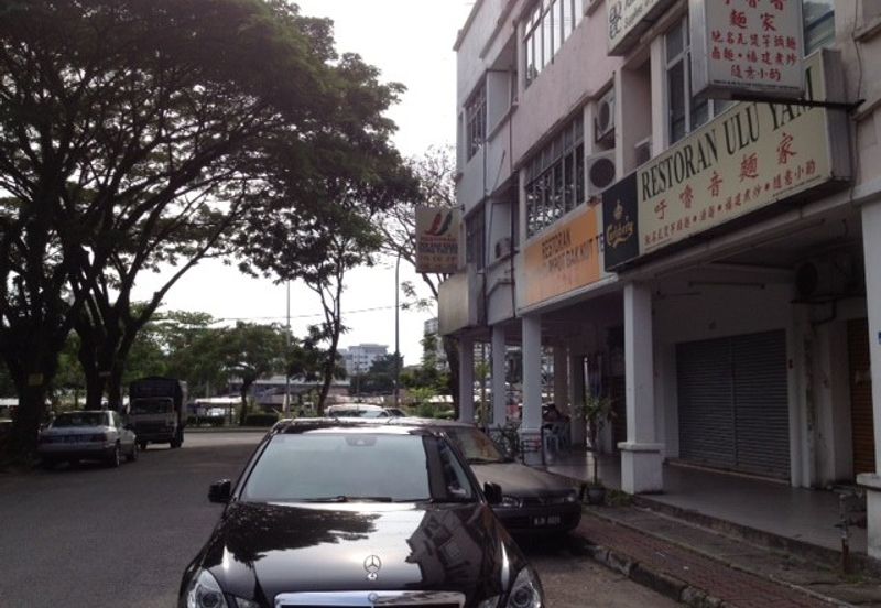 Corner shop for rent. Walking distance Banks & Malls. Crowded Commercial Area in Setapak