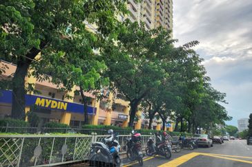 Setapak Corner Shop. Tenanted. Walking distance Banks & Mall. Future MRT