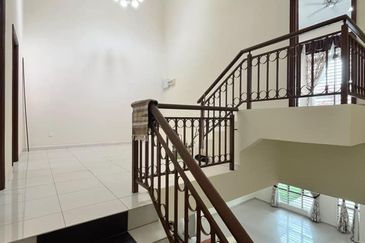 Double Storey Teres, Ayer Keroh for sale (BELOW MARKET VALUE!)