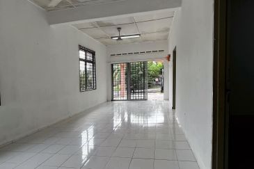 TAMAN KELEMAK PERDANA