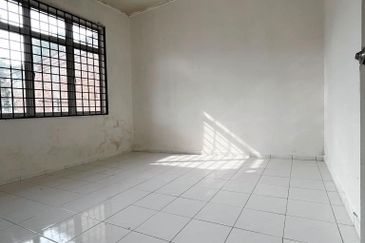 TAMAN KELEMAK PERDANA