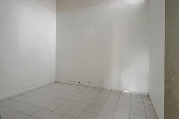 TAMAN KELEMAK PERDANA