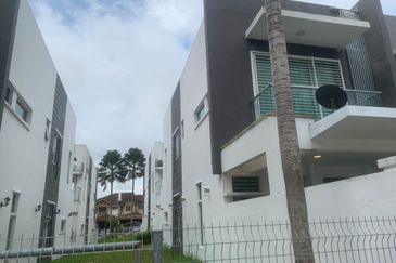 Pusat Bandar Putra Permai